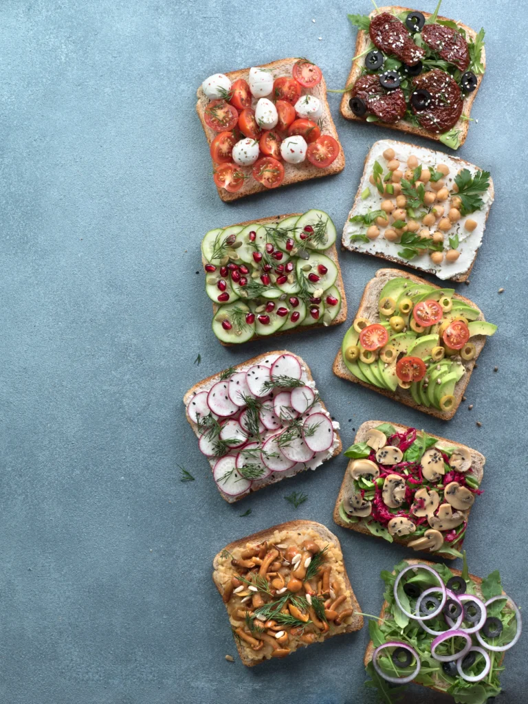 salad toast