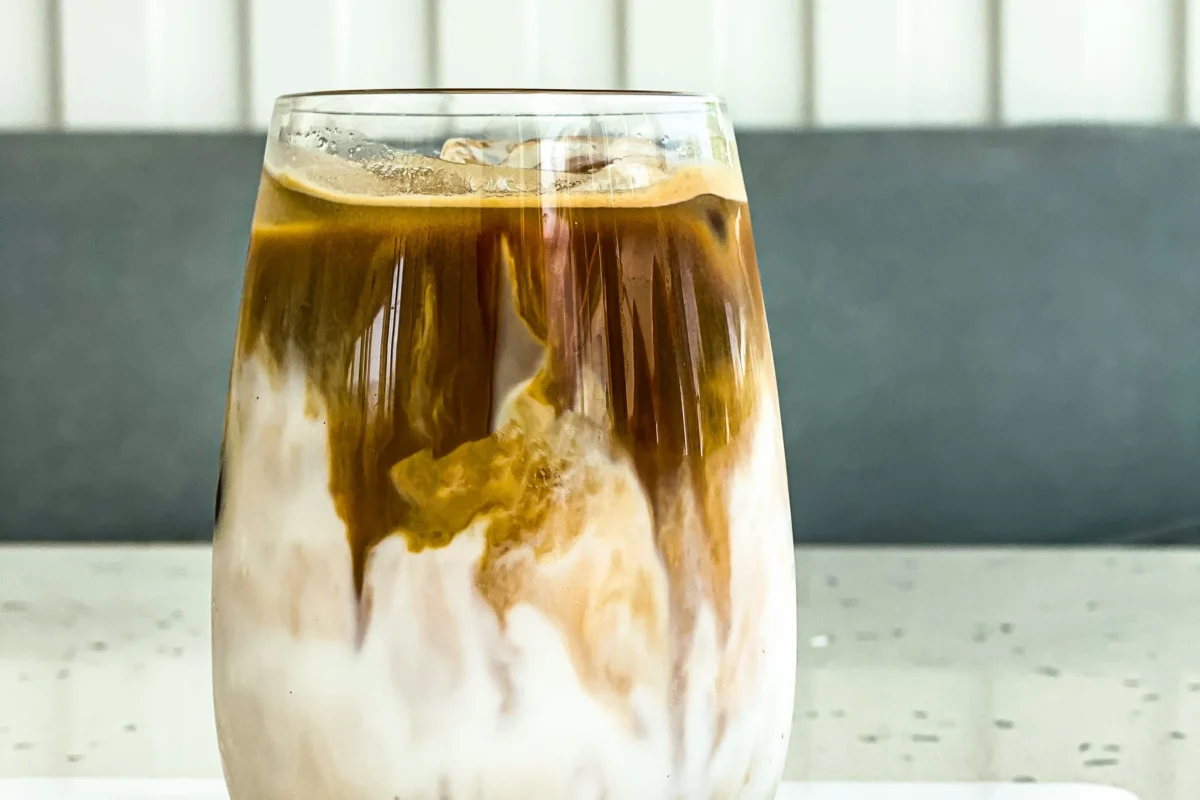 7 Ways to Enjoy Iced Apple Crisp Oatmilk Shaken Espresso